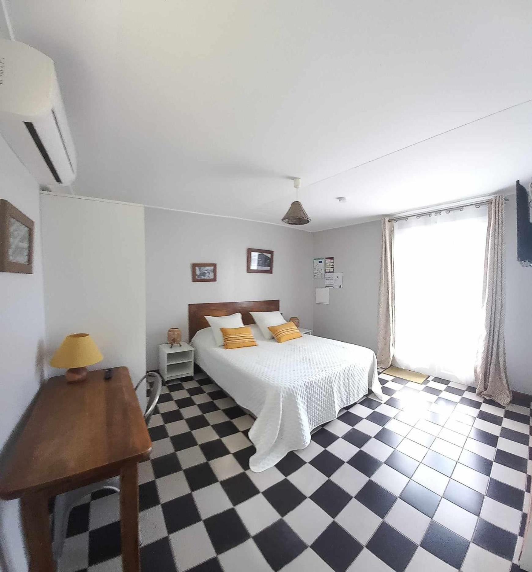 Bed and Breakfast Le Four A Pain Saint-Philippe Exterior foto